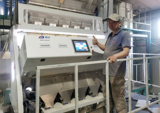 Высокая точность 5400 пикселей CCD сортировщик риса 220V / 50HZ разнообразие КВ питания